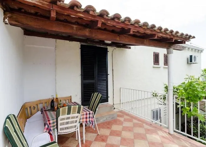 Kola - Double With Terrace 公寓 斯拉诺